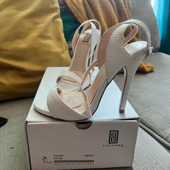 Signature Cream Textured High Heels - Picture 1 of 4